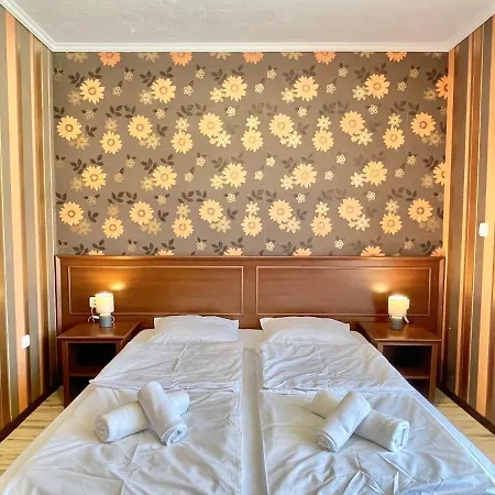 Gallery - Private - Bsr - 2 Апартамент